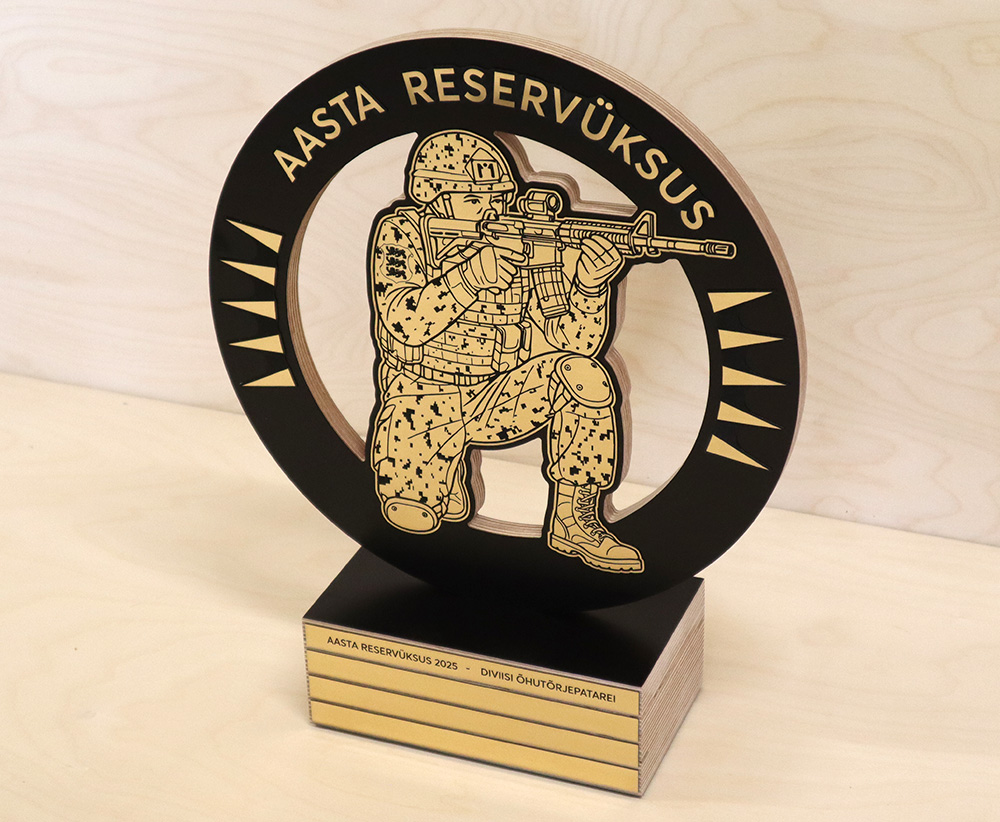 Rändkarikad - auhinnad