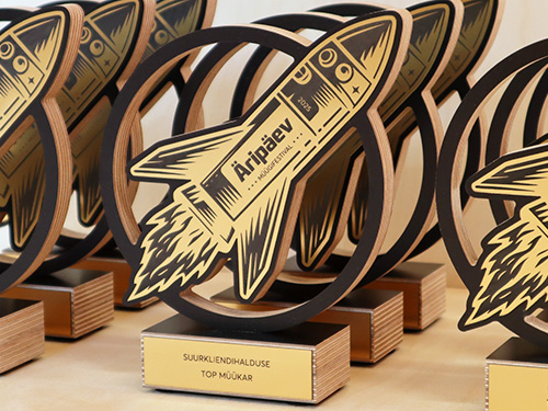 karikas - karikate tellimine